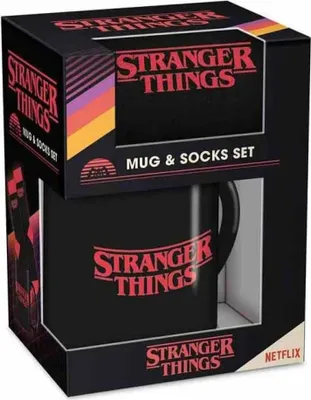 Produktbild von Stranger Things Tasse + Socken Set