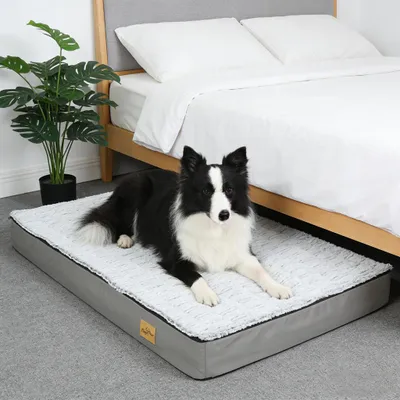 Productafbeelding van WISFOR Hondenbed, orthopedisch, hondenmat, dierenbed, hondenbank, kattenbed, geschikt voor gewrichten, wasbaar, waterdicht