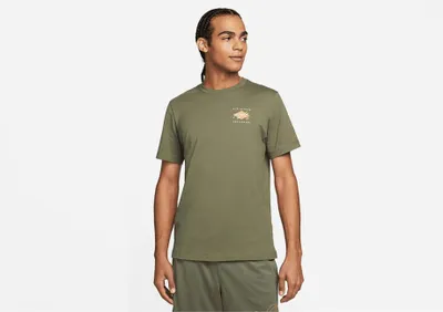 Produktbild von Tshirts Nike Air Jordan Flight Essentials Graphic DH8968222
