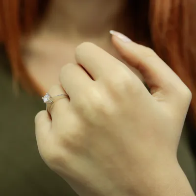 Produktbild von 0,42 Carat Solitär Diamantring 14 Karat Weißgold - 62 (19,70 mm)