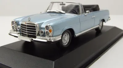Produktbild von Maxichamps 940038131 Mercedes 280 SE 3.5 Cabrio 1970 blau 1:43