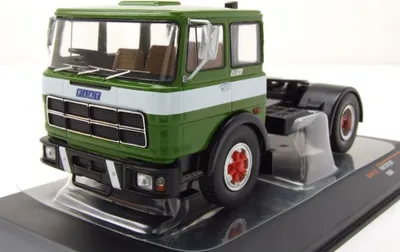 Produktbild von ixo models TR147 Fiat 690 T1 Zugmaschine 1961 grün weiß 1:43