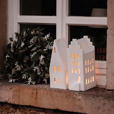Produktbild von Räder Großes Lichthaus Spitzdach 12x11x30,5cm
