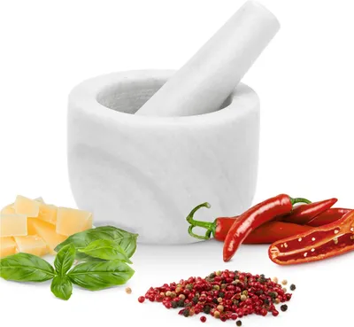 Produktbild von Navaris Mörser mit Stößel Set für Gewürze - Ø8,5cm aus Marmor für Gewürze & Kräuter - Polierter Steinmörser - Mortar and Pestle