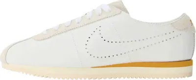 Zdjęcie produktu dla Nike Sneakers HQ1841-100 in White color size 37.5
