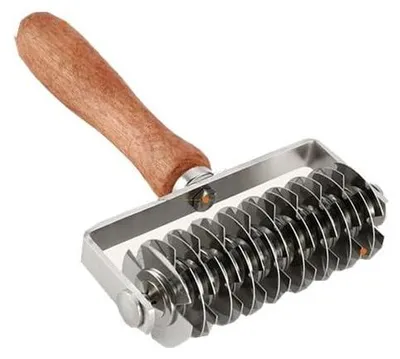 Image de Elzusha - Couteaux à pâte manuels pour des biscuits parfaits
