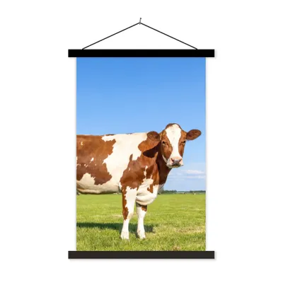 Produktbild von MuchoWow® Textilposter Kühe - Bauernhof - Gras - Natur - Tiere 60x90 cm mit schwarzem Rahmen - Poster Wohnzimmer