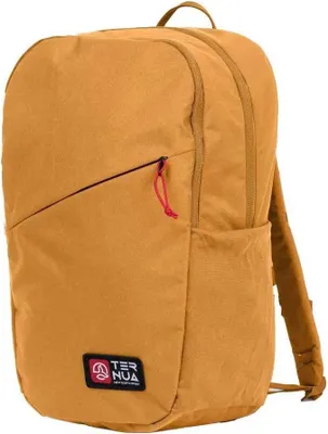 Imagen del producto de Mochila Ternua Red Bay de 25 litros, color marrón, para hombre y mujer, talla única