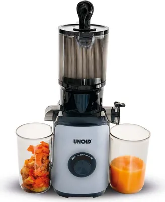 Der Unold Slow Juicer Sam in Silber und Schwarz steht zwischen zwei Gläsern – eines mit Fruchtmark, 