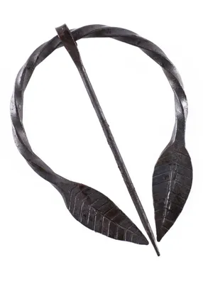 Produktbild von Ringfibel mit Blättern, handgeschmiedet