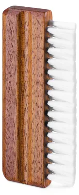 Produktbild von kwmobile Nylon Reinigungsbürste mit Holzgriff für Schallplatten - Schallplattenbürste für Vinyl - LP Plattenbürste - Plattenspieler Bürste