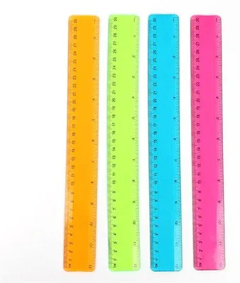 Obrázok produktu pre Sada plastových meracích nástrojov – PVC valčeky – farebné – odolné – pravítko – pre študentov a do kancelárie – 12 palcov – 4 kusy