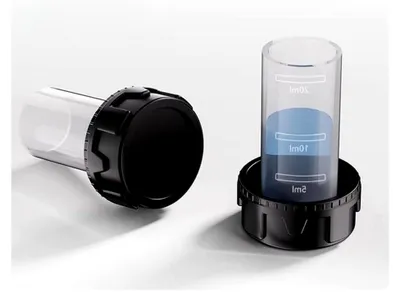 Productafbeelding van 2,3 liter schuimspray met handmatig pompsysteem voor voertuigreiniging en tuinbesproeiing (grijs)