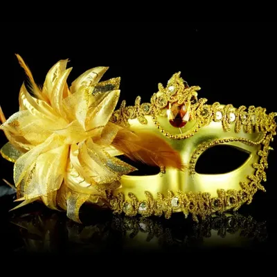 Produktbild von Venezianische Maske mit Federn & Blumen – Damen Maskerade Karneval Kostüm Hochzeit Party Weihnachten - Farbe: Gold