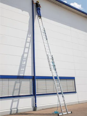Produktbild von Günzburger Steigtechnik Sprossen-Seilzugleiter 3tlg. mit Standard-Traverse 3 x 16 Sprossen - 021616