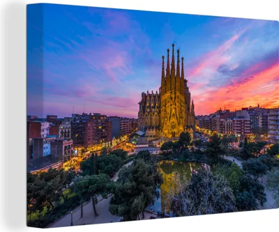 Obrázek produktu pro OneMillionCanvasses® - Obraz na plátně - 140x90 cm, Západ slunce za katedrálou Sagrada Familia ve Španělsku, Nástěnné umění tisk nástěnné dekorace - Fotografie na plátně - Malba na plátně