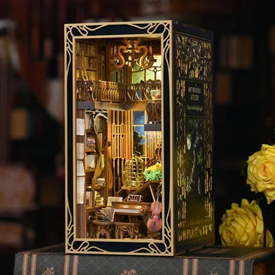 Zdjęcie produktu dla Miniaturowy domek Book Nook - Fortepian Chopina - Puzzle 3D - 300 elementów - Drewniany domek miniaturowy - z oświetleniem LED