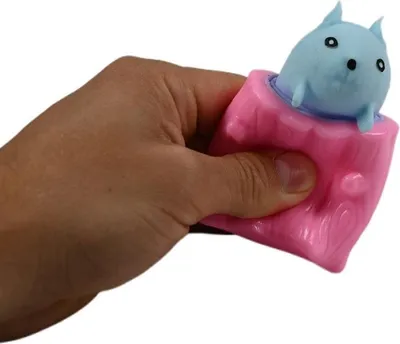 Produktbild von Anti-Stress Eichhörnchen Knautschtier 6cm - Lustiges Fidget Toy zum Drücken & Entspannen