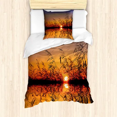 Produktbild von ABAKUHAUS Natur Bettbezug Set, See-Sonnenuntergang mit langen Schilfen romantisches botanisches Ombre mögen Landschaft-Foto-Bild-Druck, 135 x 200 cm + 80 x 80 cm, Mehrfarbig