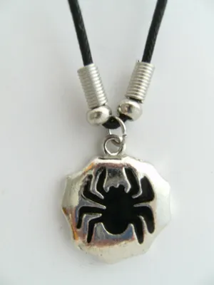 Produktbild von Kette Spinne, Modeschmuck Anhänger Spinnen Tier Tiere