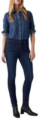 Image de Levi's, jean skinny ajusté pour femmes, modèle 311, couleur "Cobalt Haze", taille 27W / longueur 30L
