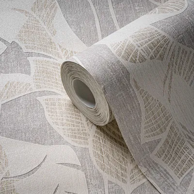 Produktbild von Tapete mit Dschungel Bemusterung in sanften Farben– Weiß, Beige, Gold