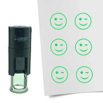 Produktbild von CombiCraft Selbstfärbender Stempel 'Zwinkernder Smiley' in der Farbe Grün, Ø10mm
