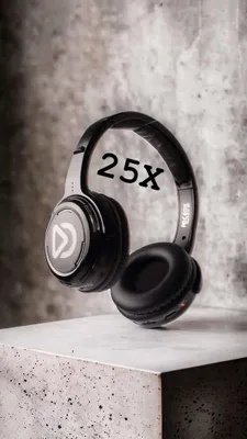 Produktbild von Dolly Digital® Silent Disco Pro Set - 25 drahtlose Kopfhörer für Gruppen inklusive Sender und Aufbewahrungsbox