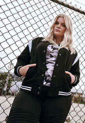 Produktbild von Urban Classics Inet College Sweat Jacke Schwarz 2XL Frau Schwarz 2XL