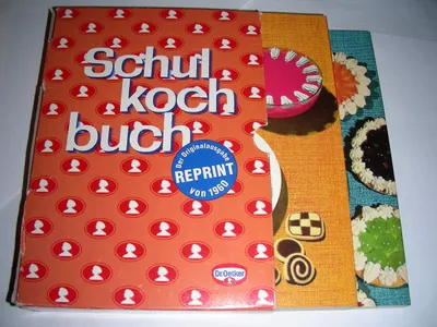 Produktbild von Backen macht Freude + Schulkochbuch Dr. Oetker | kolektiv