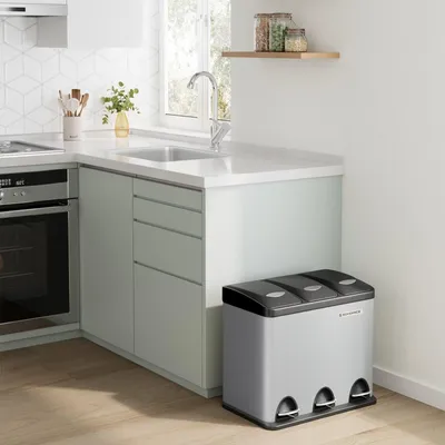 Zdjęcie produktu dla Pojemnik na śmieci z 3 przegródkami i pedałem - stal - kolor szaro-czarny - wymiary: 47 x 28,3 x 39,5 cm