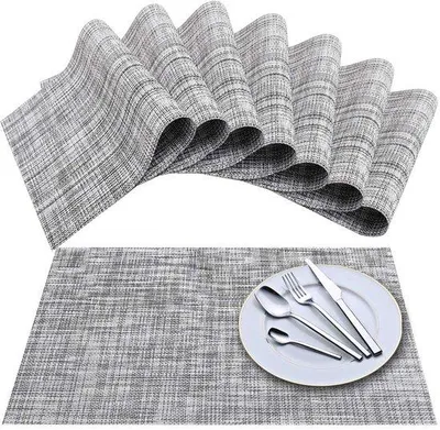 Zdjęcie produktu dla Zestaw 8 podkładek stołowych Unyqoos® z tkaniny, antypoślizgowe – 45 x 30 cm, biało-szare, 70% winyl/30% poliester, odporne na temperaturę do ok. 85 °C, do użytku wewnątrz i na zewnątrz