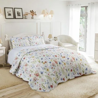 Produktbild von Famanu Patchwork Tagesdecke Set - Doppel - Stilvoll und Komfortabel