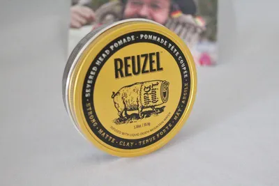 Obrázok produktu pre Oskia Vyhladzujúca masážna sviečka 200 g