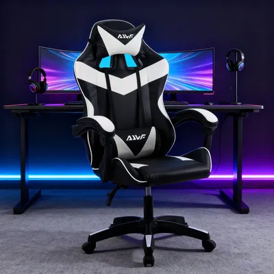 Produktbild von Ein r Gaming-Stuhl mit atmungsaktiver Polsterung, breitem Sitz, verstellbaren Armlehnen und einer Neigung von bis zu 135 Grad