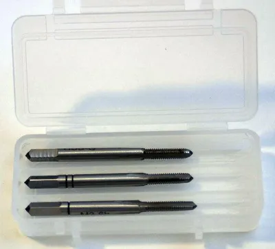 Image de Jeu de tarauds à main (3pcs) M2x0,4 HSS DIN352 droite filet à droite