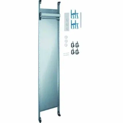 Produktbild von Hager Komplettfeld Multimedia UF51NW universZ 1350mm 1feld o.Patchmodule