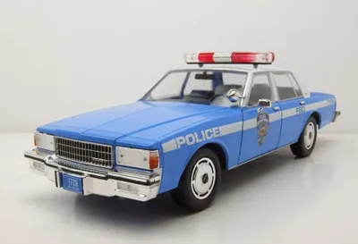 Produktbild von Greenlight Collectibles 19106 Chevrolet Caprice New York City Police NYPD 1990 blau weiß 1:18