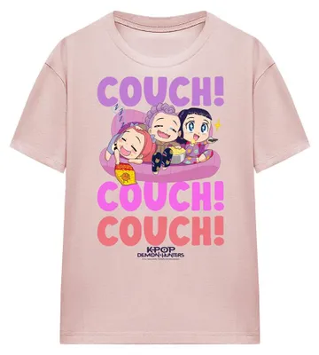 Imagen del producto de Camiseta para mujer "Couch Couch Couch" de la colección K-Pop Demon Hunters (talla XL, color rosa pálido)