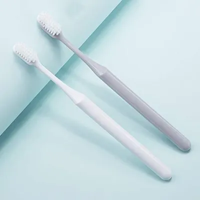 Zdjęcie produktu dla Szczoteczka do zębów dla dorosłych o miękkich włoskach
