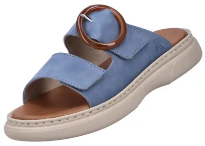 Auf dem Bild ist ein flacher blauer Schuh zu sehen der ein schlichtes Design hat. Der Schuh wird von der Seite dargestellt und zeigt die Form und den Stil deutlich.