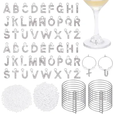 Wein-Glas-Anhänger-Set, 52 Stück, mit Buchstabenperlen
