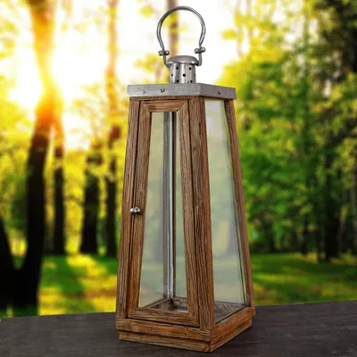 Produktbild von Laterne aus Holz & Metall, Windlicht, Kerzenhalter