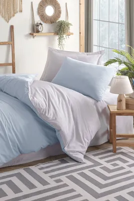 Produktbild von L'Essentiel Linge de Maison, Einzel-XL-Bettbezug-Set (DE), Solid - Light Blue, Grey, 65 % BAUMWOLLE / 35 % POLYESTER, Hellblau, 155 x 200 cm