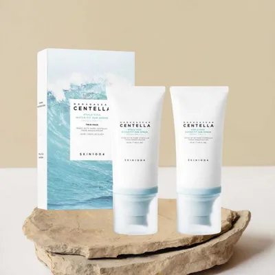 Image de SKIN1004 Madagascar Centella Hyalu-Cica Water-Fit Sun Serum SPF 50+ PA++++ 2 x 50 ml