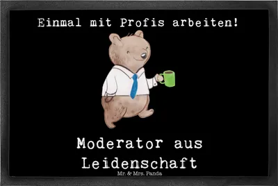 Produktbild von Mr. & Mrs. Panda Schmutzmatte Moderator Leidenschaft 40 x 60 cm - Schwarz - Geschenk, Bodenvorleger, fußmatte, Fußabstreifer, Schmutzfänger, Gummi-Fußmatte