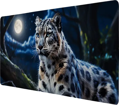 Produktbild von Schneeleopard im Nachtwald Schreibtischunterlage 69x31cm XXL Mauspad