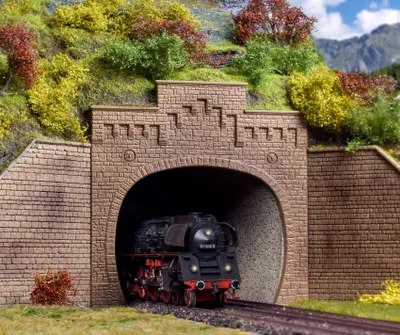 Produktbild von Vollmer 42503 - H0 Tunnelportal mit Aufsatz, zweigleisig, 2 Stück - Neu