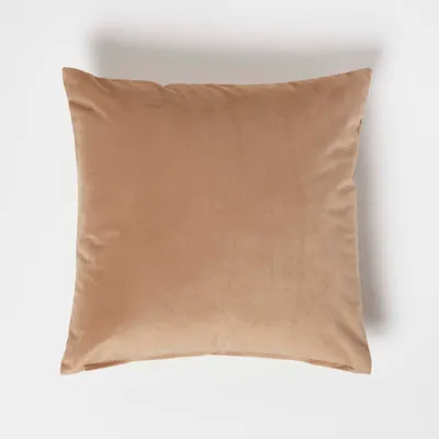 Image de HOMESCAPES Coussin en velours beige 45 x 45 cm - Coussin décoratif avec rembourrage