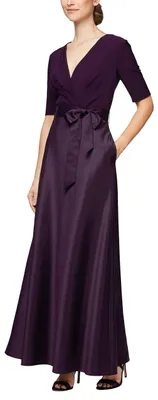 Image de Robe courte "Petite Tea" de la marque Alex Evenings, couleur aubergine, taille 44 (petite)
